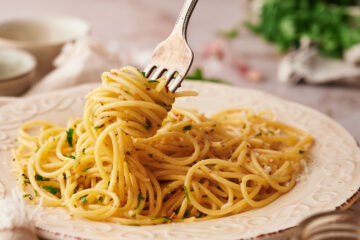 spaghetti aglio olio e peperoncino recipe