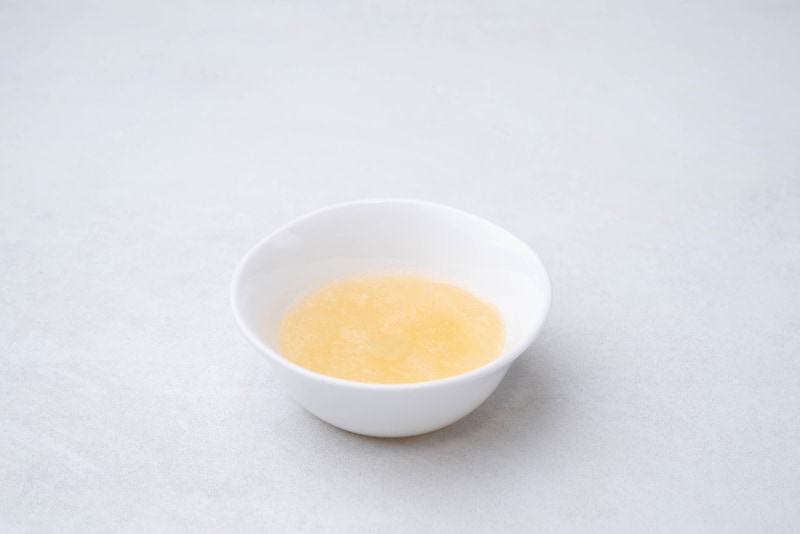 add cold water in a shallow bowl with gelatin