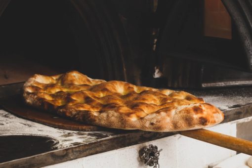 schiacciata toscana