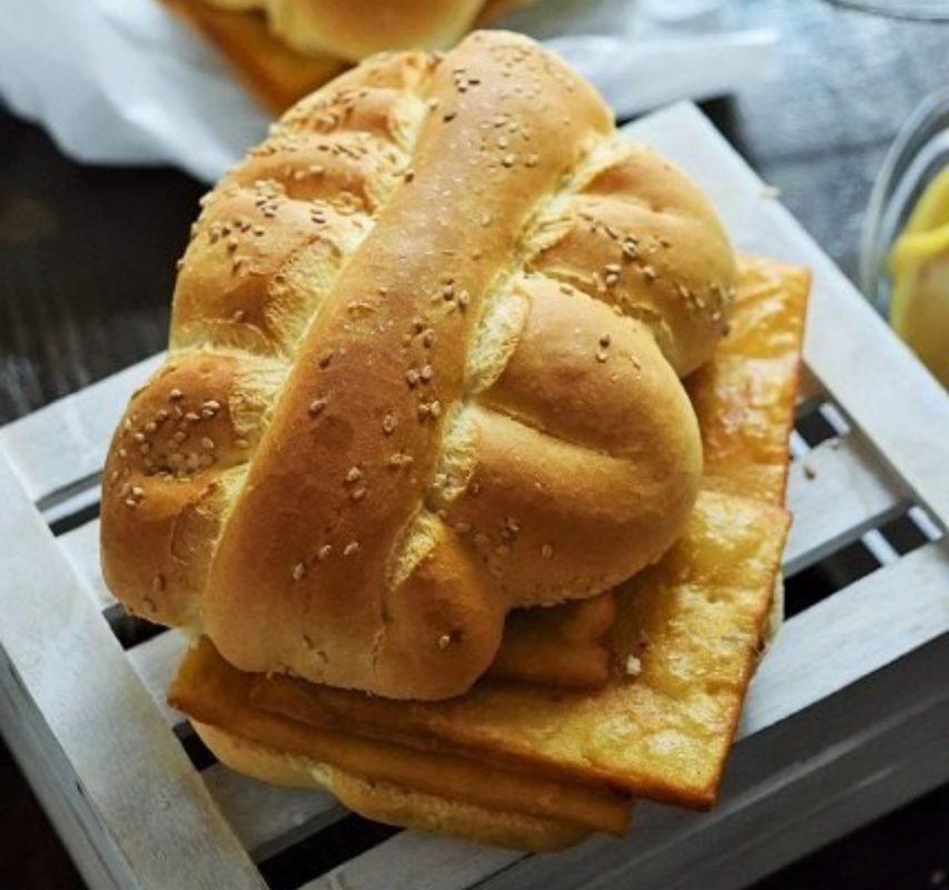Panelle with Mafalda bread