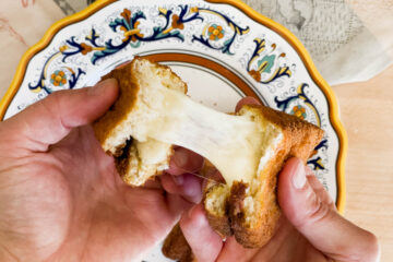 cheesy mozzarella in carrozza