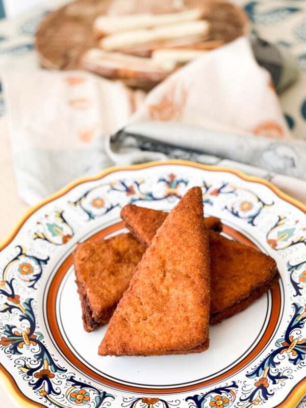 mozzarella in carrozza fried sandwich