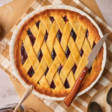 Homemade Italian crostata recipe - jam filled tart