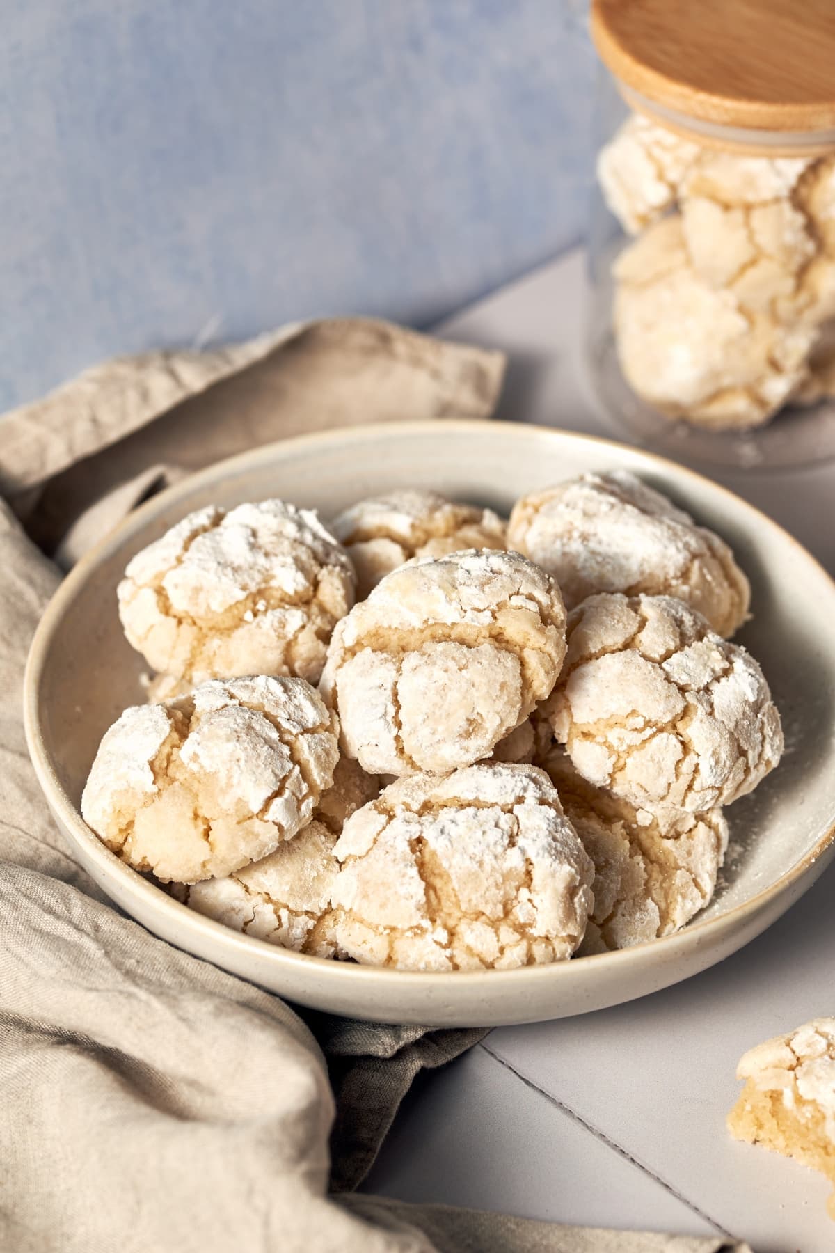 almond cookies in a bowl
