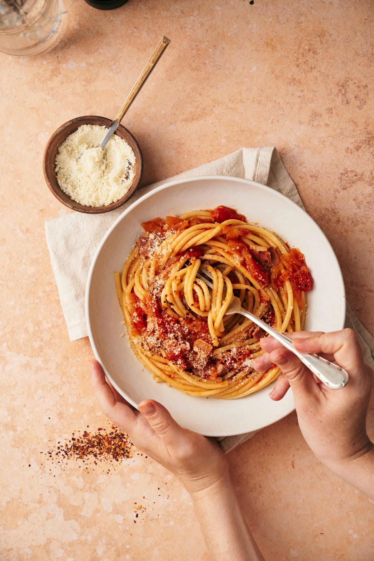 bucatini all amatriciana sauce recipe on a plate