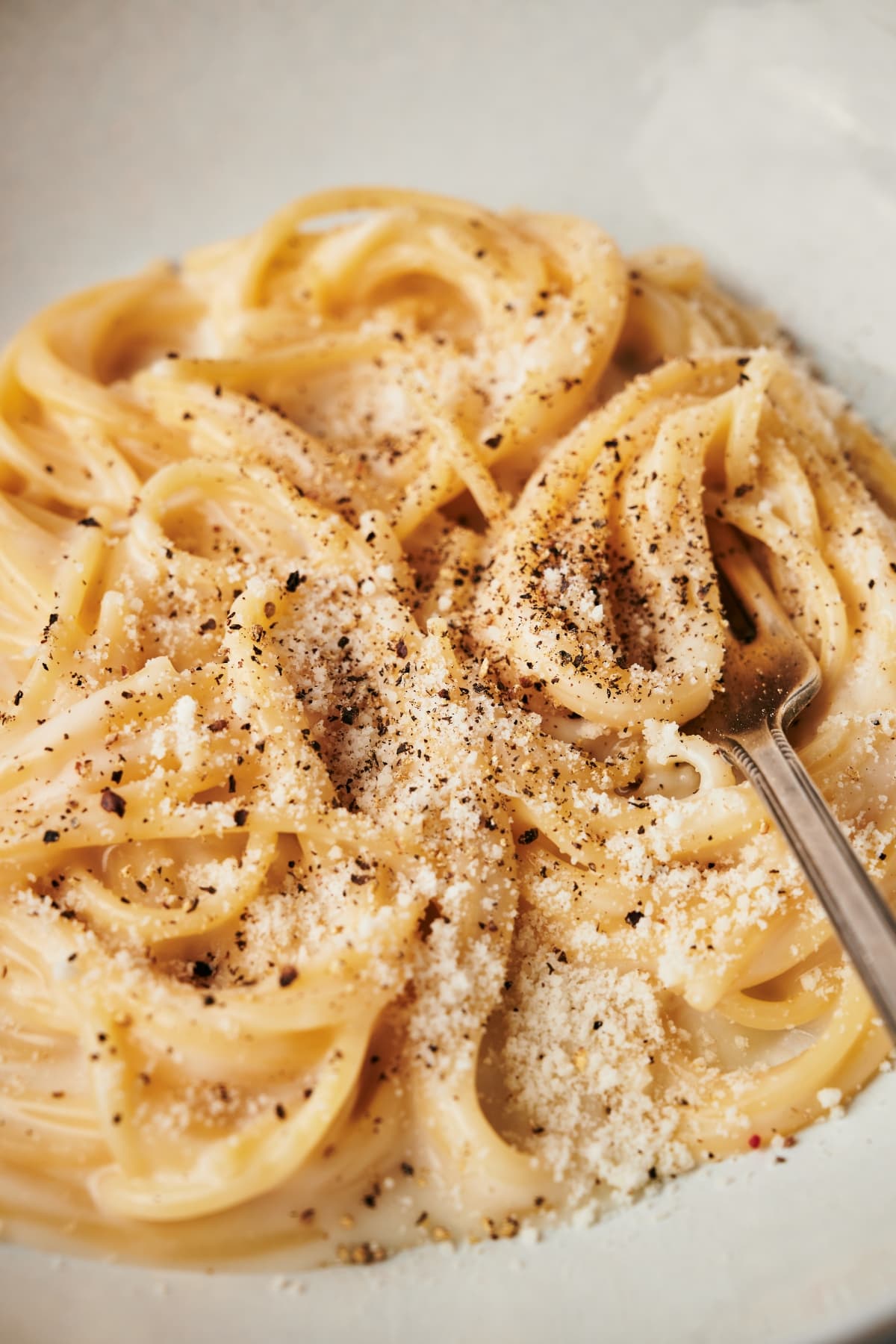 dish of cacio e pepe