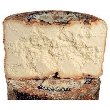 castelmagno cheese