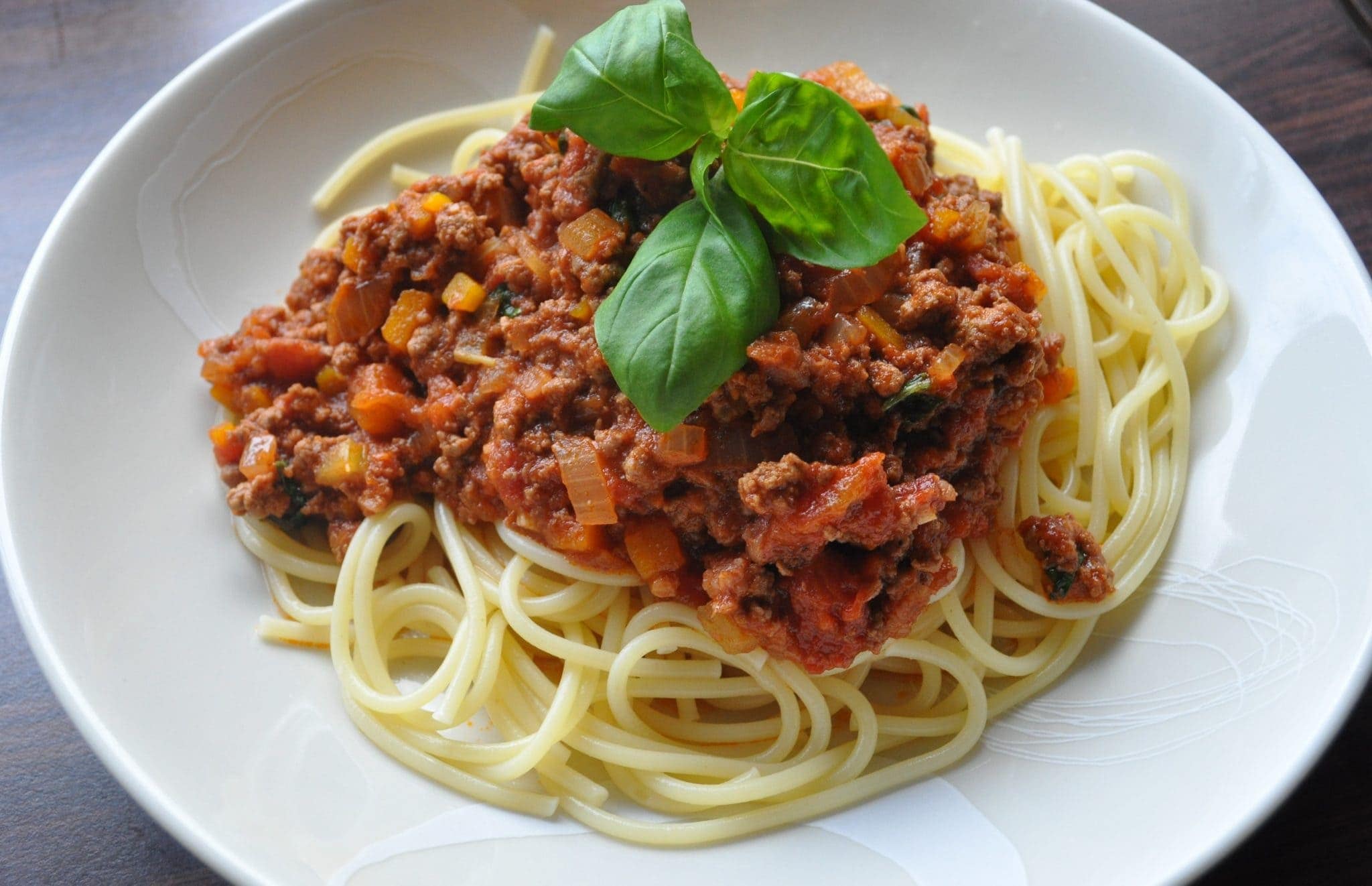 Homemade Italian spaghetti sauce is for the whole family.